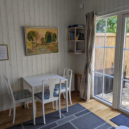 Cute Little Cottage In Hoellviken Εξωτερικό φωτογραφία