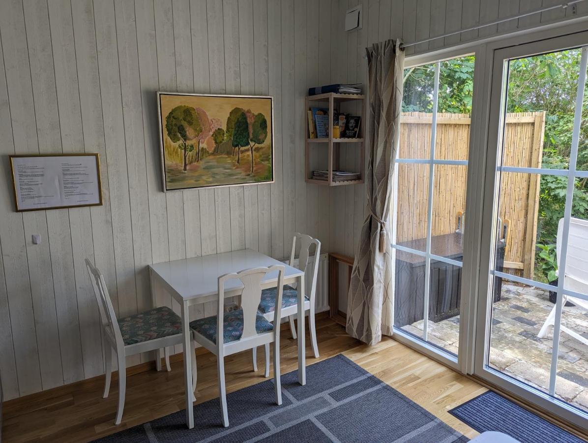 Cute Little Cottage In Hoellviken Εξωτερικό φωτογραφία